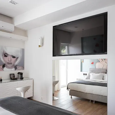 Mirada Hotel