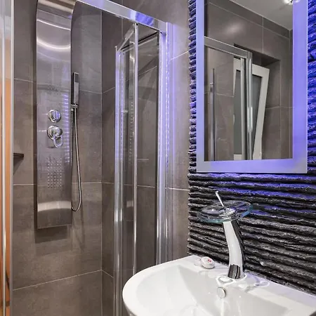 Mirada Hotel Athene